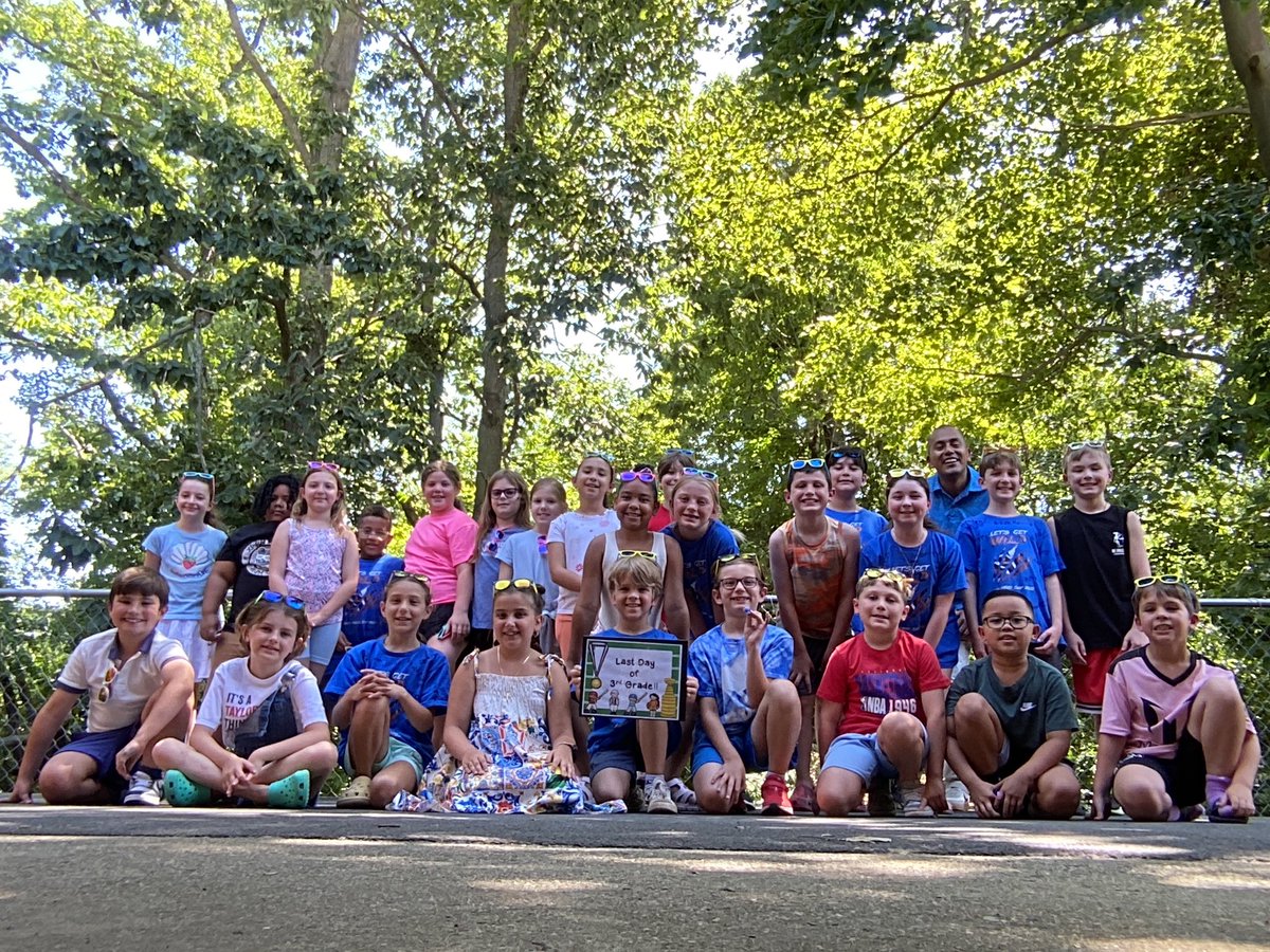 Mr.Hernandez ๐จ๐ปโ๐ซ๐โ๏ธ๐ (@mr_hernandezrvs) on Twitter photo ๐ฌ Season 8, Episode 180: The Grand Finale
Starring: 1 proud teacher & 27 unforgettable kids.
This cast brought laughs, heart, and more memories than I can count.
Season 9โs already got big shoes to fill. <a href="/HazletProud/">Hazlet Township Public Schools</a> ๐ฌ Season 8, Episode 180: The Grand Finale
Starring: 1 proud teacher & 27 unforgettable kids.
This cast brought laughs, heart, and more memories than I can count.
Season 9โs already got big shoes to fill. <a href="/HazletProud/">Hazlet Township Public Schools</a>