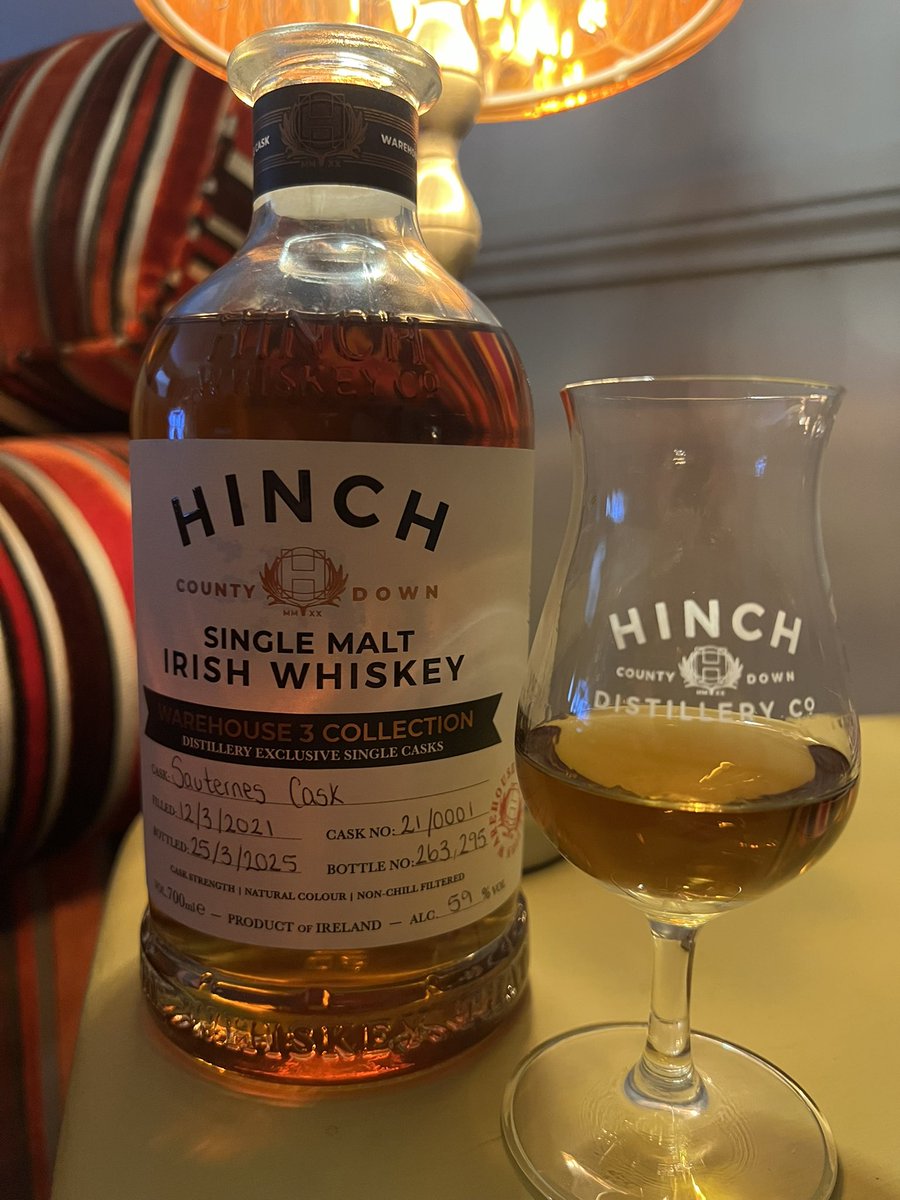 Had to have a wee drop. This is just a spectacular whiskey. Sweet, spicy, warming (no high alcohol burn). So good. Sláinte 🥃 #TuesdayTipple