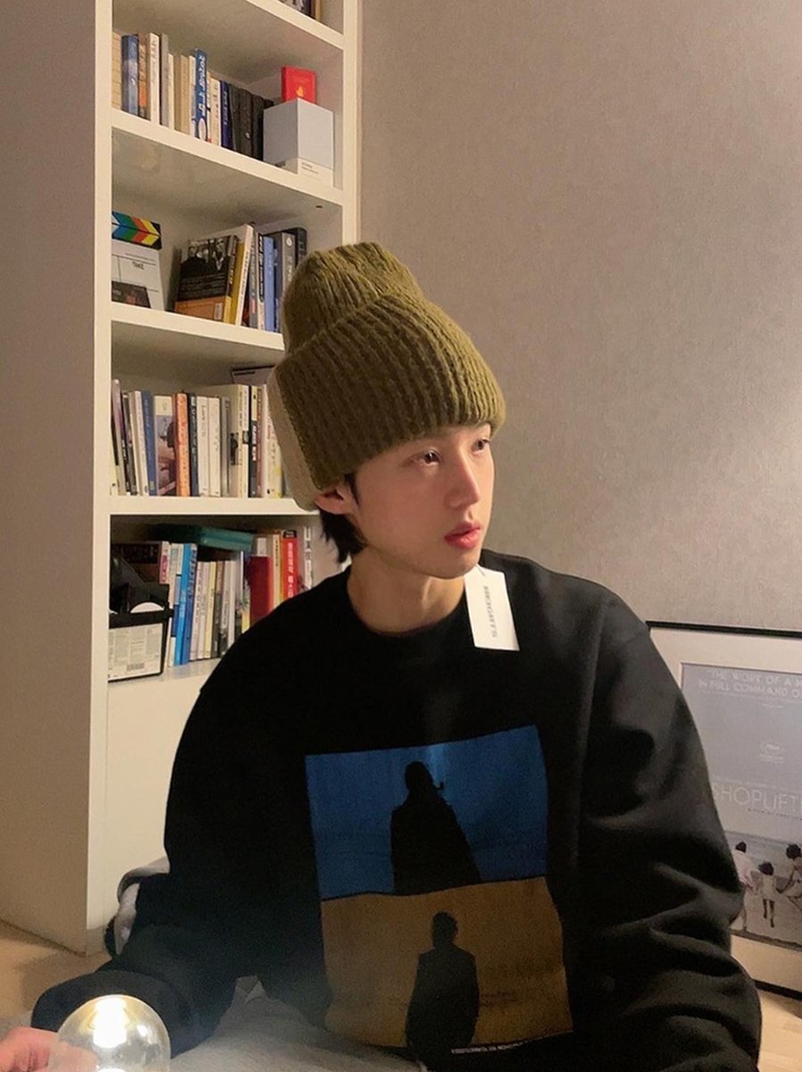 🐶 [호과장이 묻개❗]
&lt;비형전&gt; 배우들로 보는 
테토남   vs   에겐남
당신의 취향은? 👀

비형👹겉차속따남 도깨비 (황재욱)
금복🍀말랑콩떡 보호본능 유발인간 (이차민)
길달💪식스팩 직진 도깨비 (강찬우)
지귀 🦊지성+미모 구미호 (남택준)

#호과장이묻개 #비형전 #도깨비의주인
#테토남vs에겐남