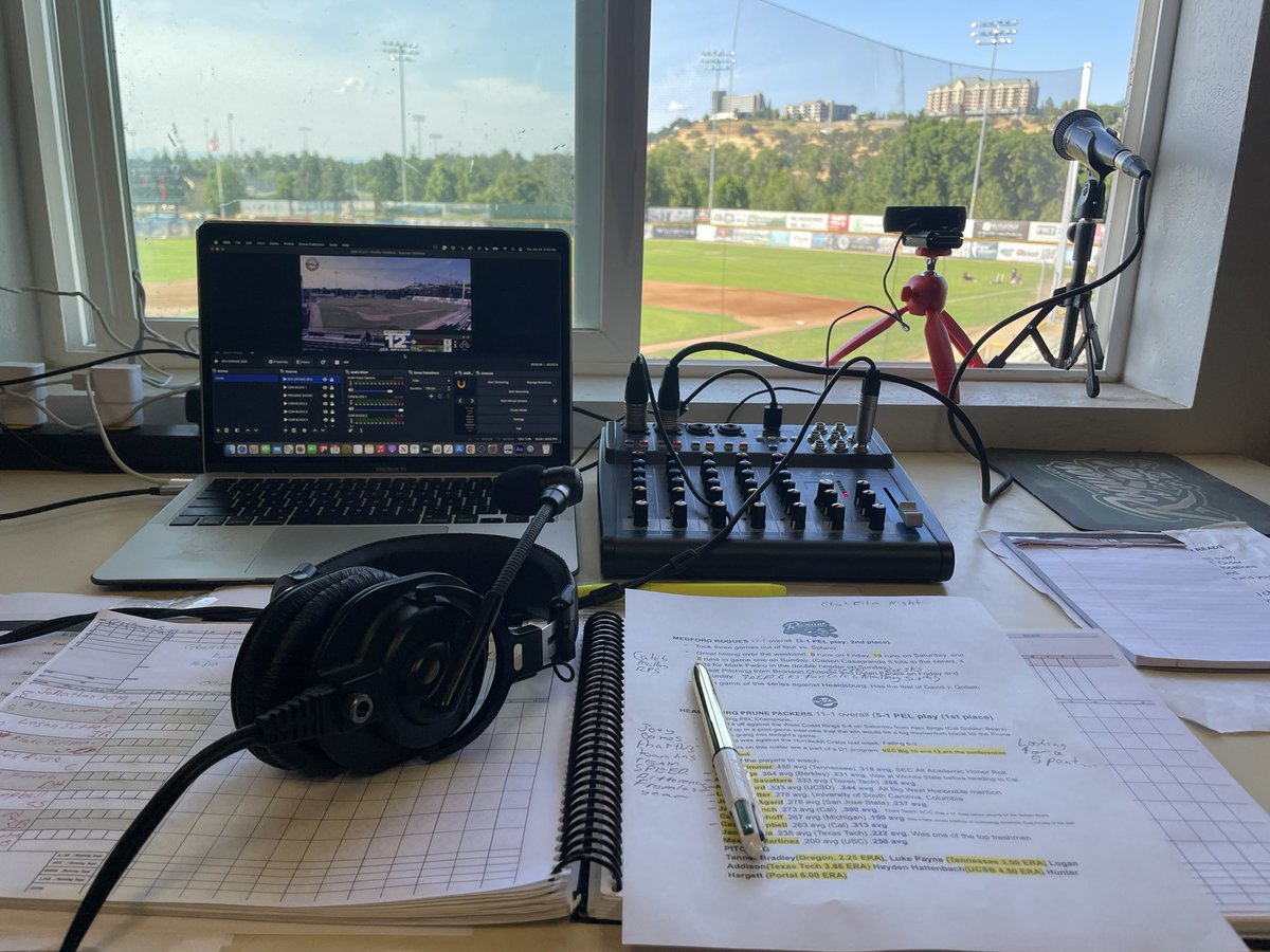 Big game tonight in Medford!! The top two teams in the <a href="/PacEmpireLeague/">Pacific Empire League</a> of the <a href="/MedfordRogues/">Medford Rogues</a> and the <a href="/PrunePackers/">Healdsburg Packers</a> square off for game one of the two game series. Catch the action on my YouTube channel: Bryan Welch!! 
<a href="/STAAtalent/">STAA🎙</a>  

m.youtube.com/@bryanwelch460…