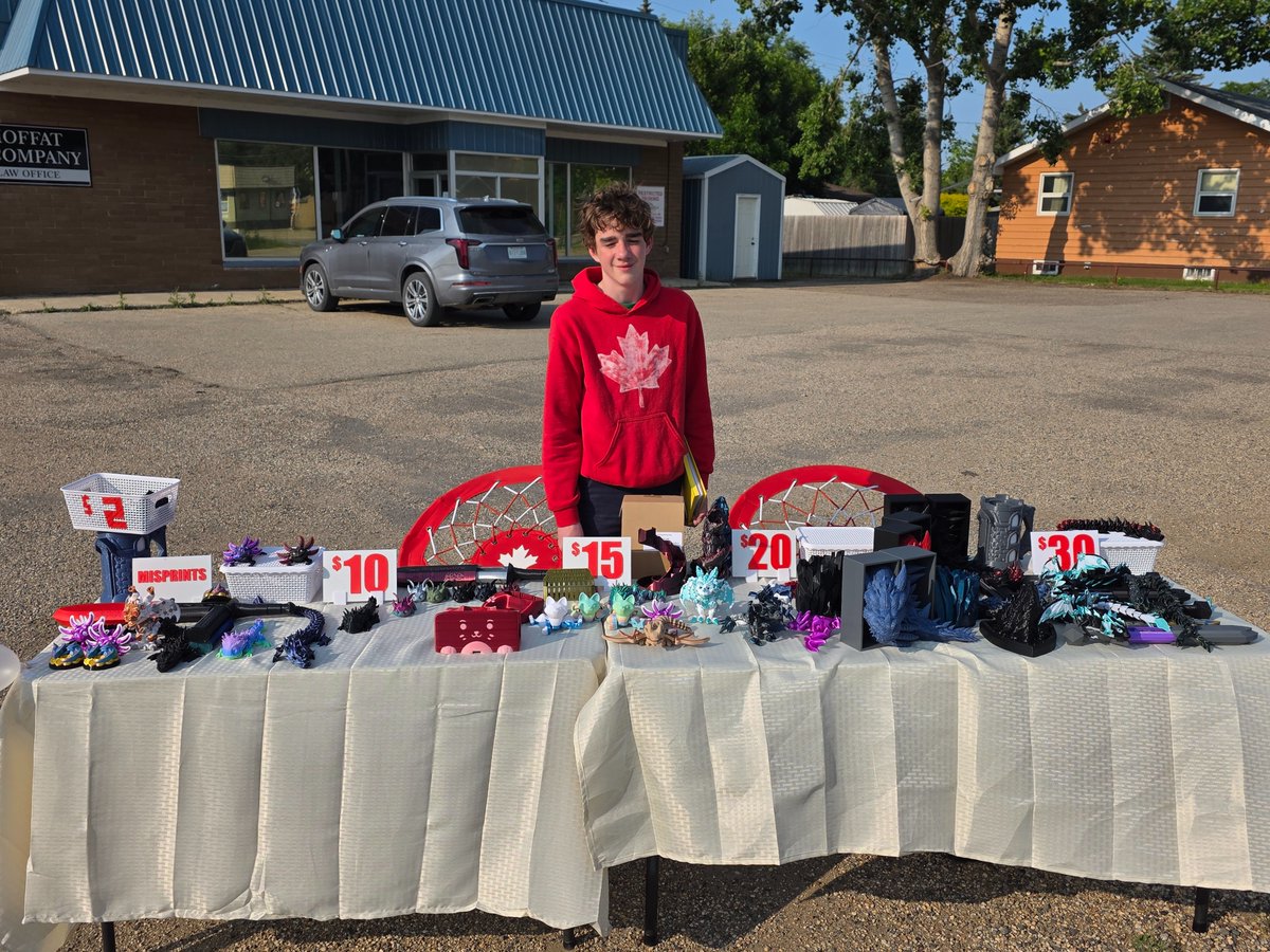 This little entrepreneur is selling 3D prints at the corner of 1st Ave and King St (across from 7-Eleven) tonight (June 24th) from 6-8 PM!