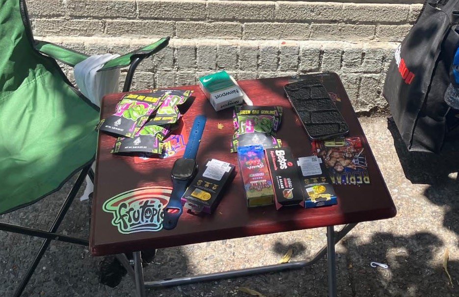 Last week, the Quality of Life Division’s Smoke Shop Task Force conducted operations in the Bronx, Brooklyn, and Queens, targeting illegal marijuana sales on public sidewalks.

Their efforts led to multiple seizures and summonses, helping improve conditions in our communities.