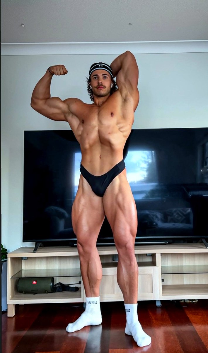 AndroPapii's tweet photo. Jordy #fitness #bodybuilder #gymspiration https://t.co/qkiinzgRFE