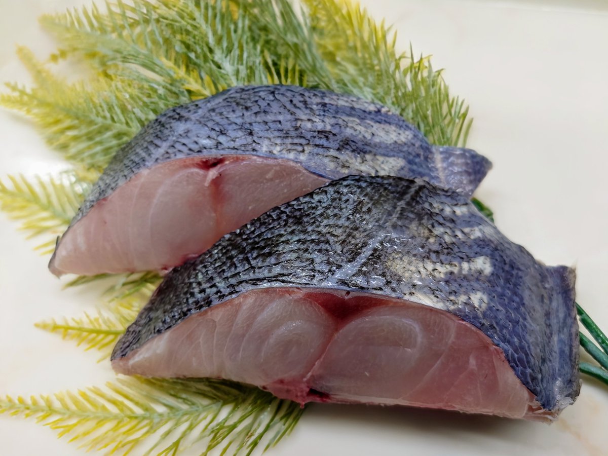 魚忠長久手店の苅谷です
本日はこれ！
【静岡県産 天然メダイ】
あま味があり
煮付・照り焼きが
最高に美味しい！
是非お求めください
ご来店お待ちしてます
#ヤマダネコ アクキー🎁
#uochu
#ピアゴパワー長久手南店
#魚忠長久手店