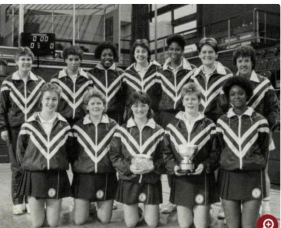 InTheChatTime's tweet photo. We always left from June's house to go #InterCounties so we could leave our cars and the coach would come for us. Her husband Jeff  was so lovely,  hospitality on hand. There was a sheep in the garden in the middle of Birmingham😅 Selly Wick Road was truly #NetballHouse 🏐🫶🏾 https://t.co/gDUIpXOuoC