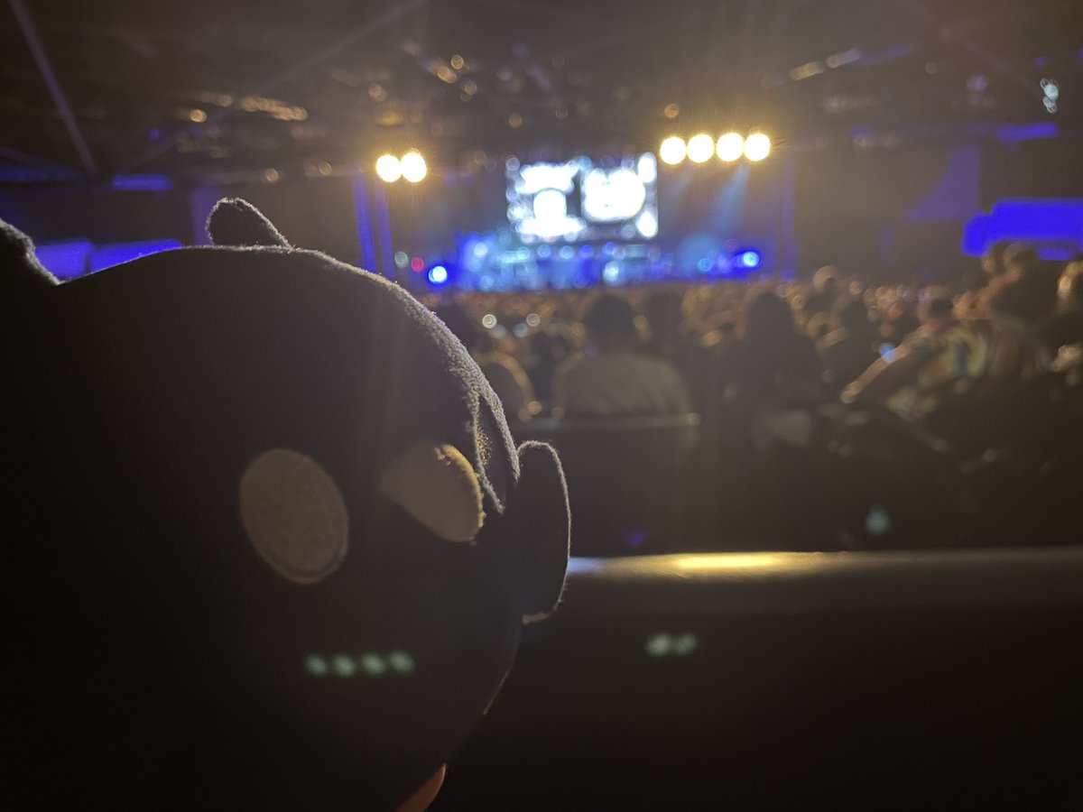 NattyGitz's tweet image. The Orb and I are at the Babymetal concert! This is my second time seeing them…and seeing Bloodywood live was a treat!
#OrbPost #RissaLIVE