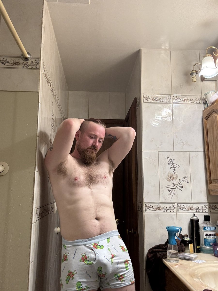 RauschClifford's tweet photo. Feeling more confident #boydad #dadbod https://t.co/4szNJHtZWt