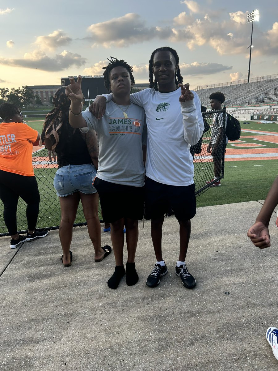 Demari Britt tweet media