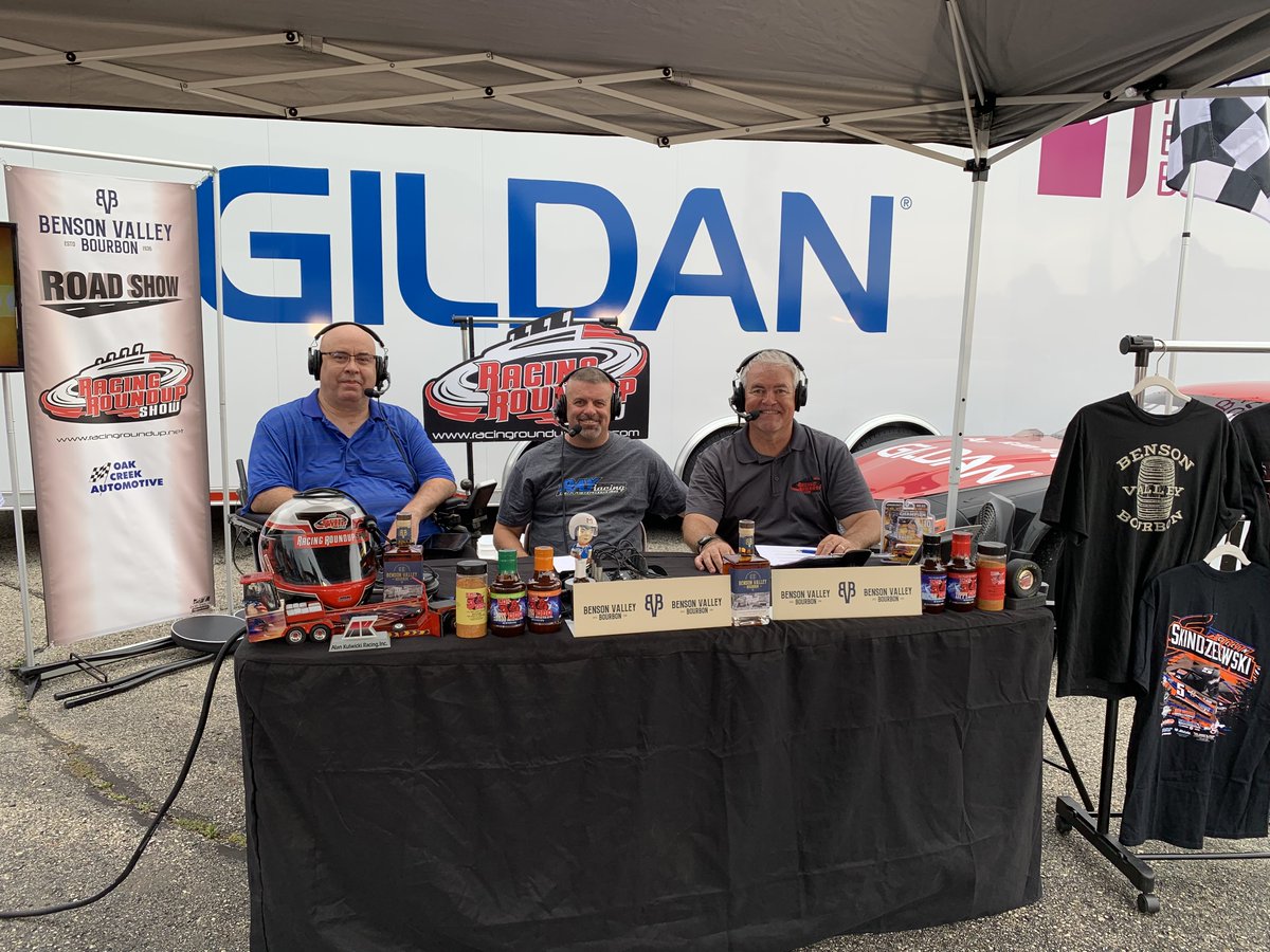 Now on The Racing Round Up Show are Quinn McCabe and Brian Peterson from The Badger Midget Auto Racing Association!  

Join the racing crowd for tonight's Benson Valley Bourbon Road Show at <a href="/LdsBBQEastTroy/">LD's BBQ</a> or tune in here youtube.com/watch?v=w_hwNY…

#HaveAtItRacers