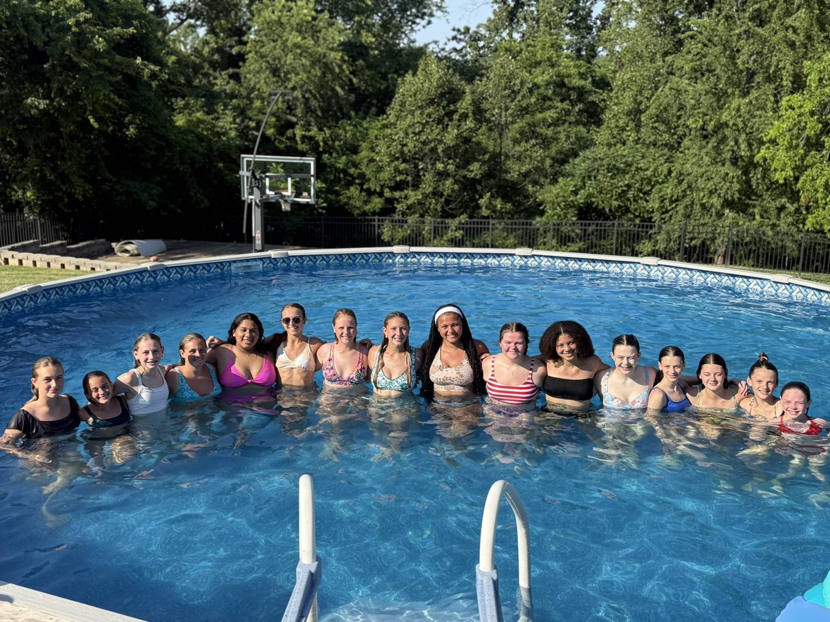 Cookout and pool party to end summer ball and head into dead period!!  Missing a few girls today but what a great way to end the summer.   
Proud of these girls and how they improved as individuals and as a team over the last couple weeks and excited for the 2025-2026 season!! ❤️