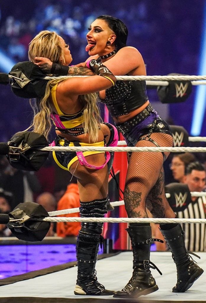 ٍٍٍ (@ripleyarchived) on Twitter photo 