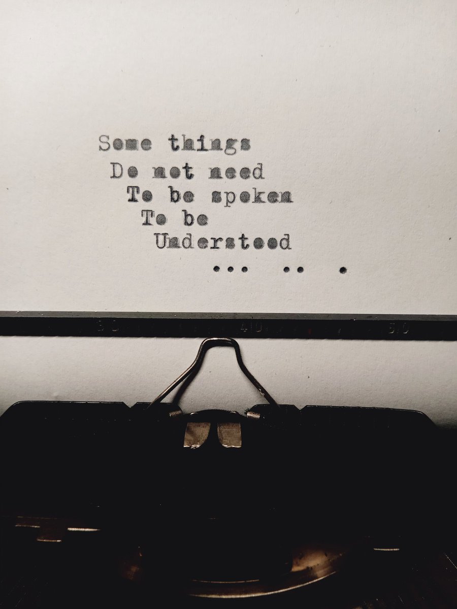 EmmaRugg's tweet image. Some things... #typewriter #typewritten