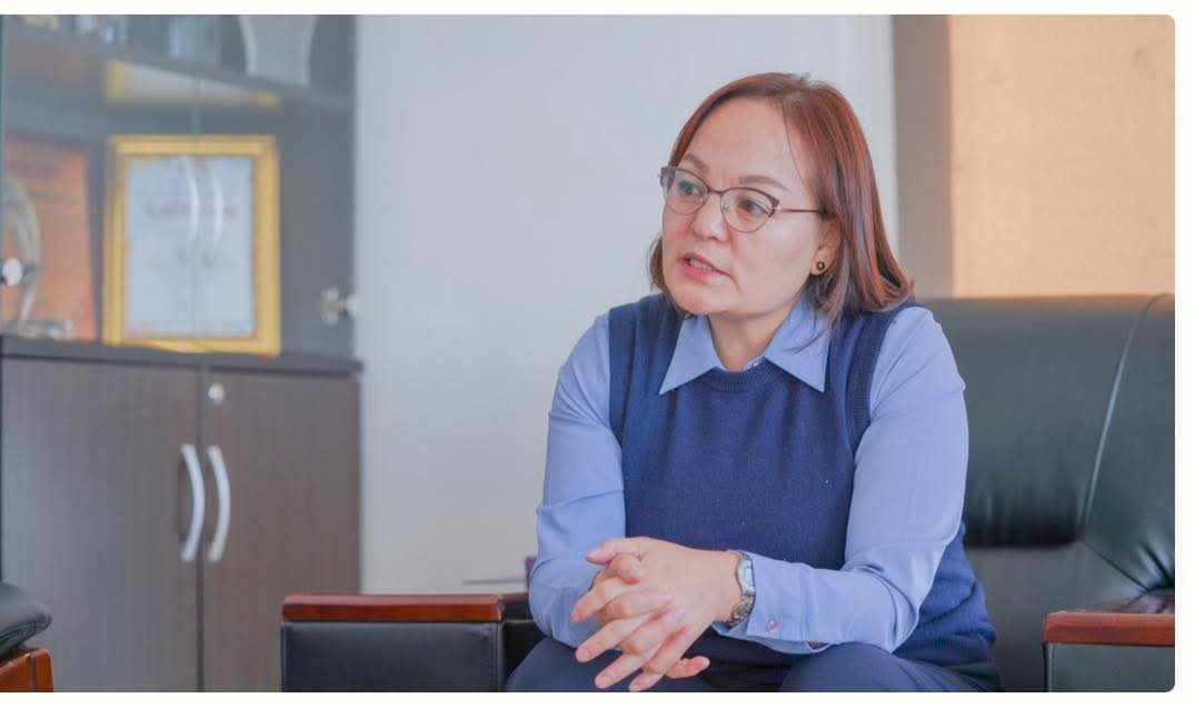 О.Сийлэгмаа: Гишүүний хүүхэд төрөөс санхүүжүүлэх тэтгэлэгт хамрагдах боломжгүй учраас С.Ганбаатар болон Ц.Идэрбат нарын хүүхэд тэтгэлгээс хасагдсан 

УИХ-ын гишүүн С.Ганбаатарын хүүхэд Ерөнхийлөгчийн нэрэмжит тэтгэлгээс хасагдсан гэх асуудалд Боловсролын зээлийн сангийн Ажлын