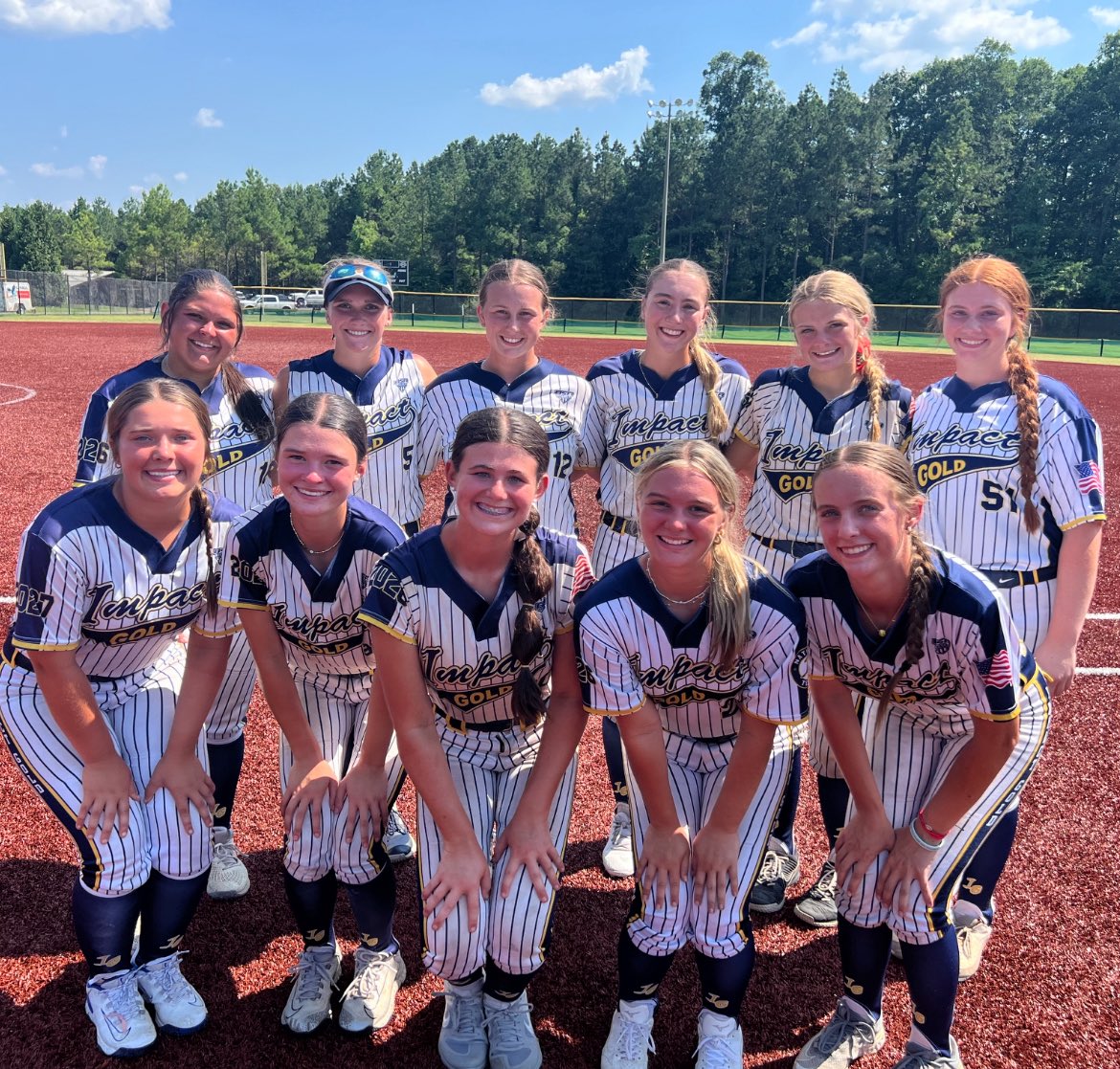 We battled in the extreme heat at the Scenic City Super Pool tournament and finished 3rd out of 197 teams! Love my softball sisters!