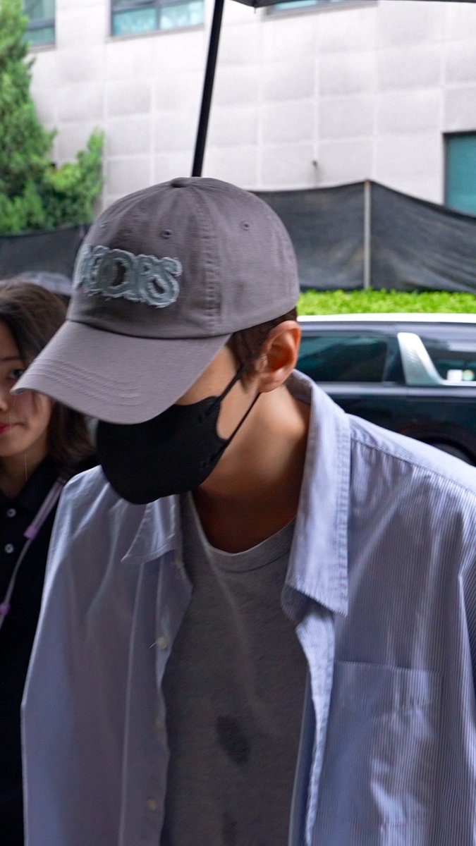 [줌인캠] #DOYOUNG #도영 #NCT #NCT127 #엔시티 #엔시티127 #Memory #안녕우주 #뮤직뱅크출근길

DOYOUNG (도영) 뮤직뱅크 출근길 

youtube.com/shorts/7yxt7L1…