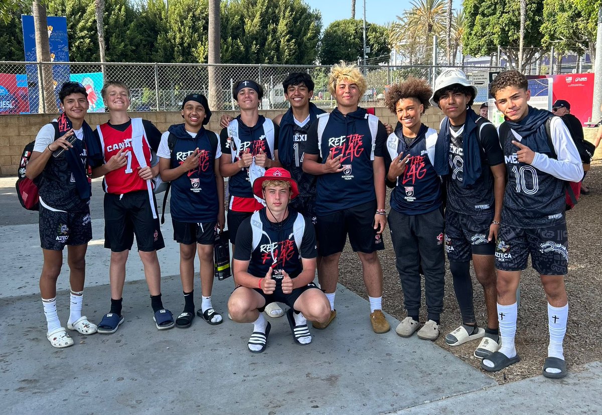 GodricDunlop's tweet photo. Without a doubt, my favourite part of the @USAFootball Junior World Championships was being able to meet players from all around the world 🌎 Special shoutout to Team Korea 🇰🇷 and Team Mexico 🇲🇽 who were not only talented, but also hilarious and fun. #flagfootball #teamcanada https://t.co/JctbEnynTi