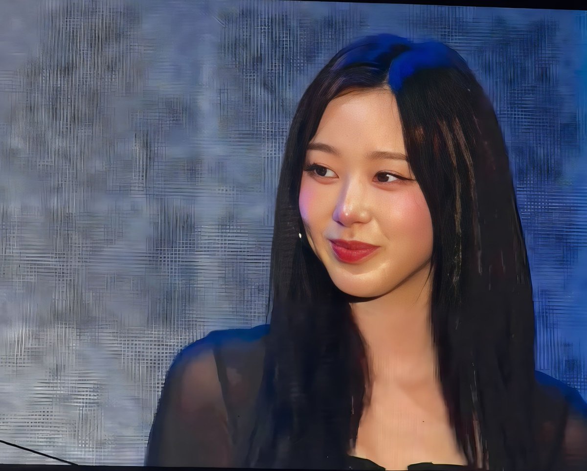 urmoon_aeri's tweet photo. prettiest 😩 https://t.co/bQ4EqEcbgy