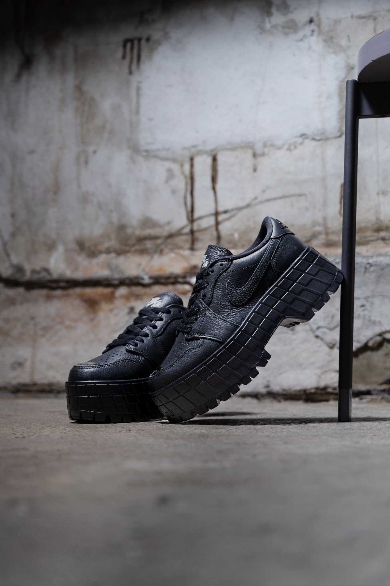 AIR JORDAN ブラック ローファー US 12 Air Jordan 1 Brooklyn Low Black HF3184-001