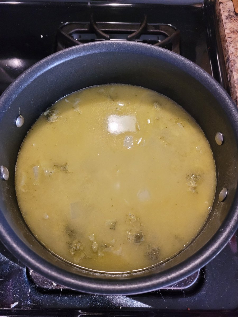 charismachuck's tweet image. mccallsirish.com/recipes/brocco…

#Broccoli #Soup #WhiteCheddar