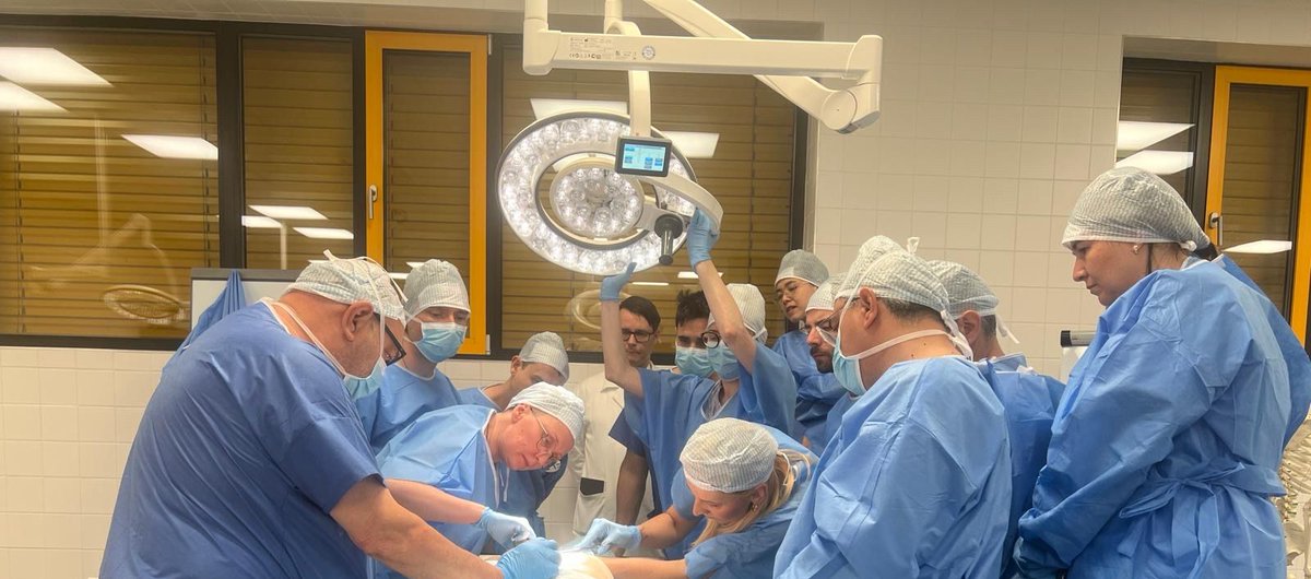 eurohernias's tweet photo. Hernia Education doesn’t go on summer holidays! We are in Prague for Day 1 of the EHS Intermediate Anatomical Hernia Masterclass—a full day of hands-on training and in-depth anatomical insights.

We’re back tomorrow for Day 2!
#HerniaEducation #EHScourse #HerniaFriends https://t.co/yji4SjTAf7