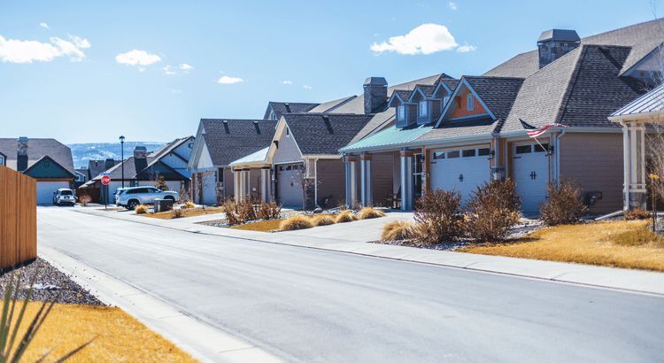 DanutaRealty's tweet photo. For the past few years, #sellers had the upper hand. But times are changing. With inventory rising, #buyers have more #options, so sellers must be more strategic. #HomeSellers #SanDiego 

Read: https://t.co/lkQMpld75s

Danuta Bala @ Danuta Realty
(760) 310-0076
CA DRE # 01294440 https://t.co/7ubKGCSbVe