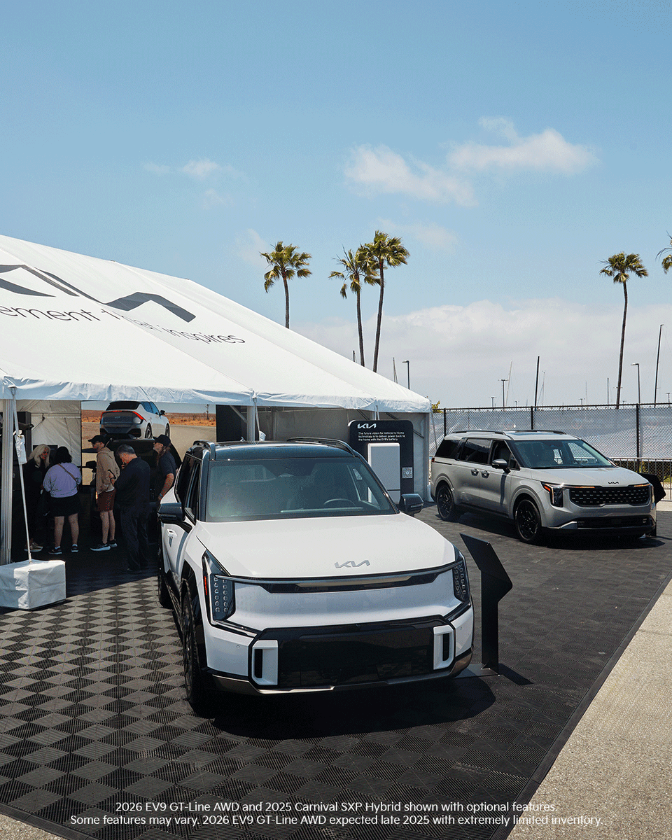 Kia's tweet photo. Three powertrains. One bold lineup. Kia’s booth at @ElectrifyExpo was where the future parks. #ElectrifyExpo https://t.co/O3ACDuyijE