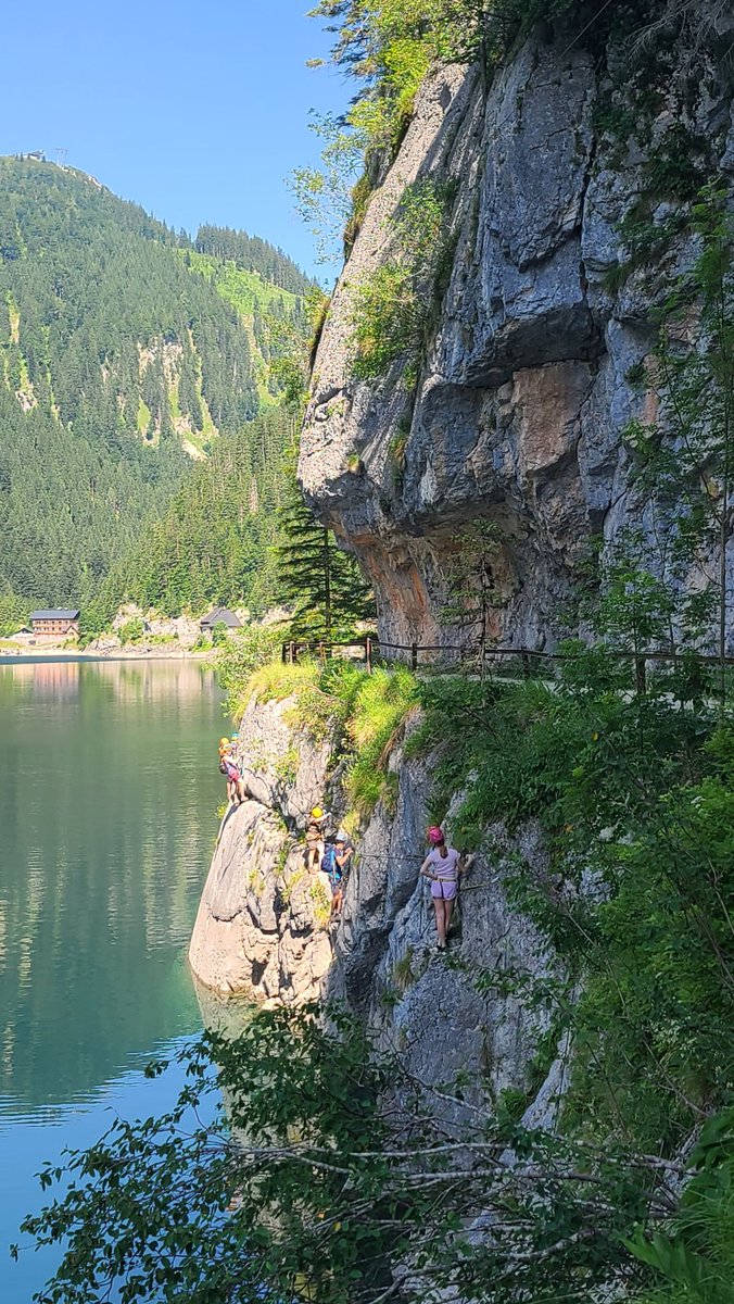 다음 생엔 이러고 살아야 하는데...