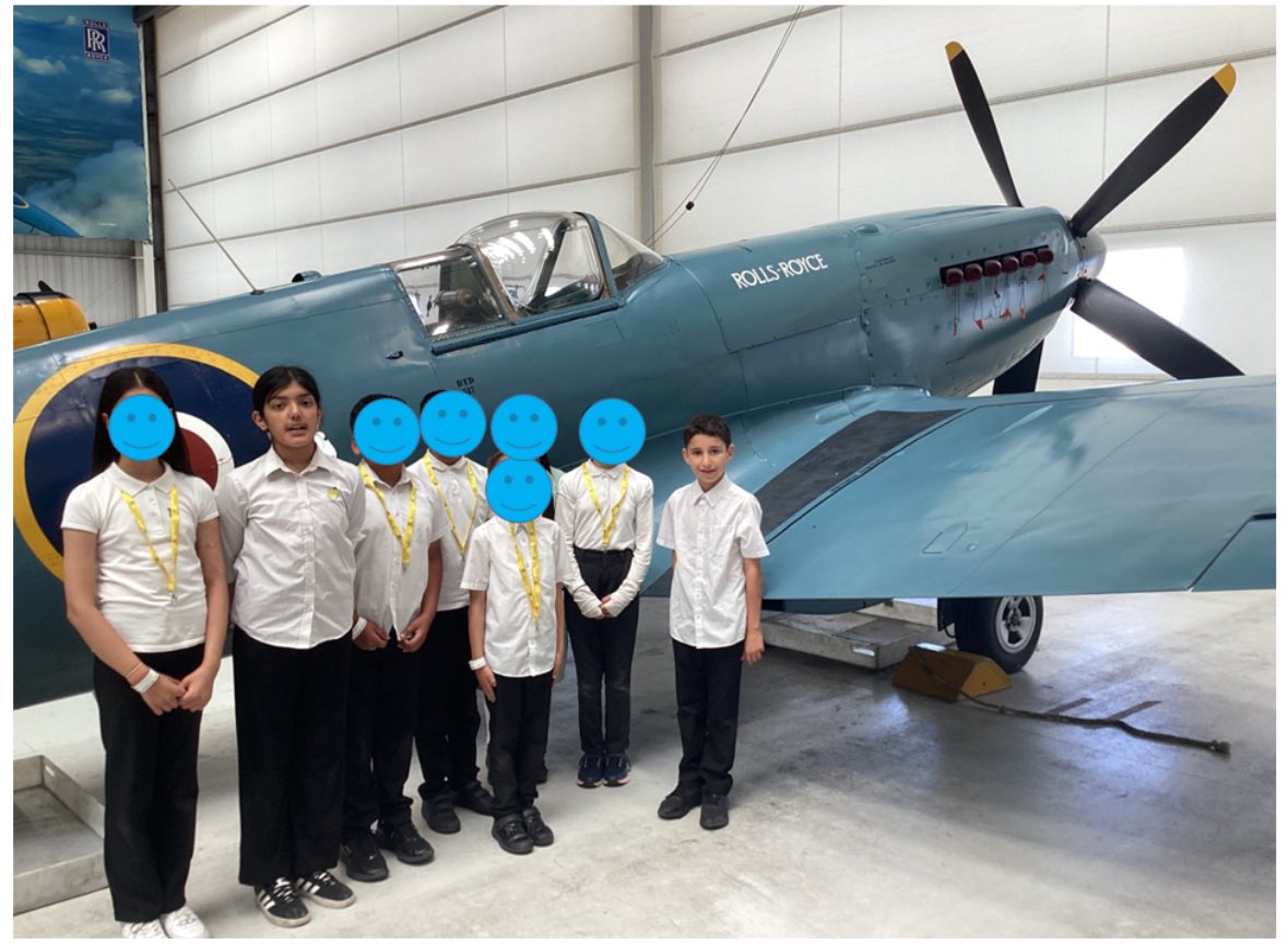 ArboPrimary's tweet photo. What a fabulous experience it was taking part in the Primary Engineering competition supported by @RollsRoyce.
Everyone made sure that the children had a fabulous day. we even won best design concept. Can't wait to take part again next year! #makingmemories #primaryengineer https://t.co/c54MZpqNOd