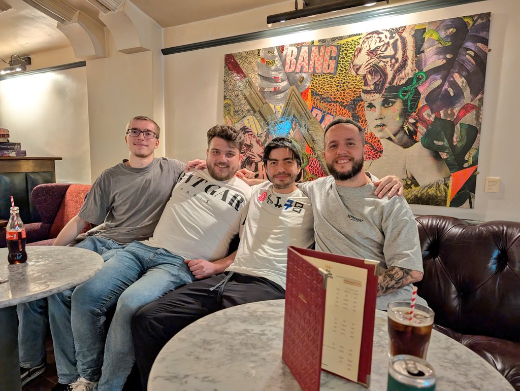 StallionStreams's tweet photo. Extremely grateful to have been invited by Universal for a private screening of HTTYD.

FNATIC also fully hooked us up &amp; let me invite some members of the community for the experience.

Having the time of my life ❤️ https://t.co/MrlG3JTiAx