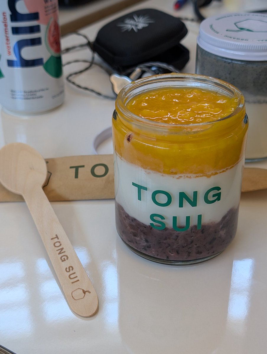 DZhang50's tweet image. xai has free coffee on weekends; we have free tongsui on weekdays