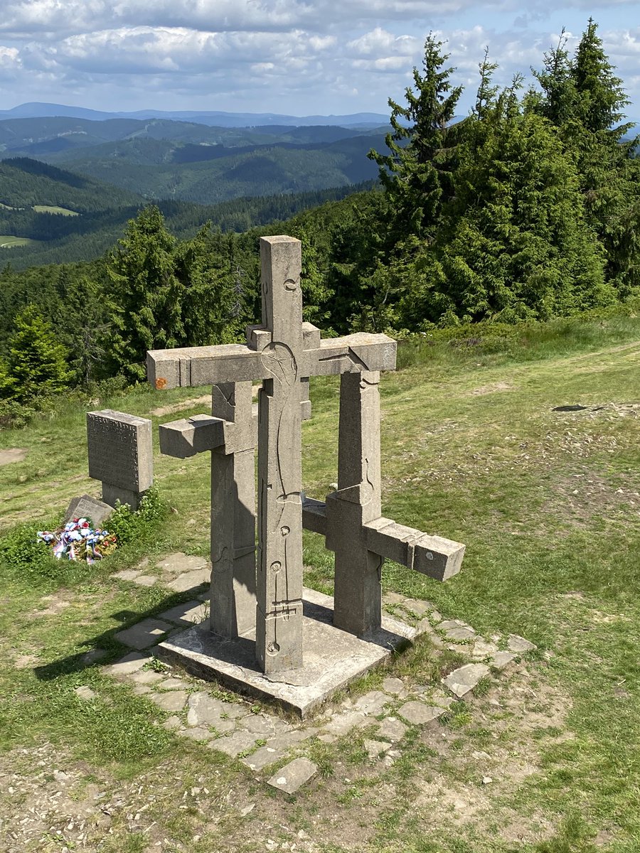 MarkDimond68's tweet photo. Up a mountain or two in beautiful eastern Moravia (Wallachia): at ‘three crosses’ monument on the Czech-Slovak border, marking the bravery of a WW2 resistance fighter; and then a delightful hill climb up to Svatý Hostýn, a Czech pilgrimage destination https://t.co/sLEYLPA4L6