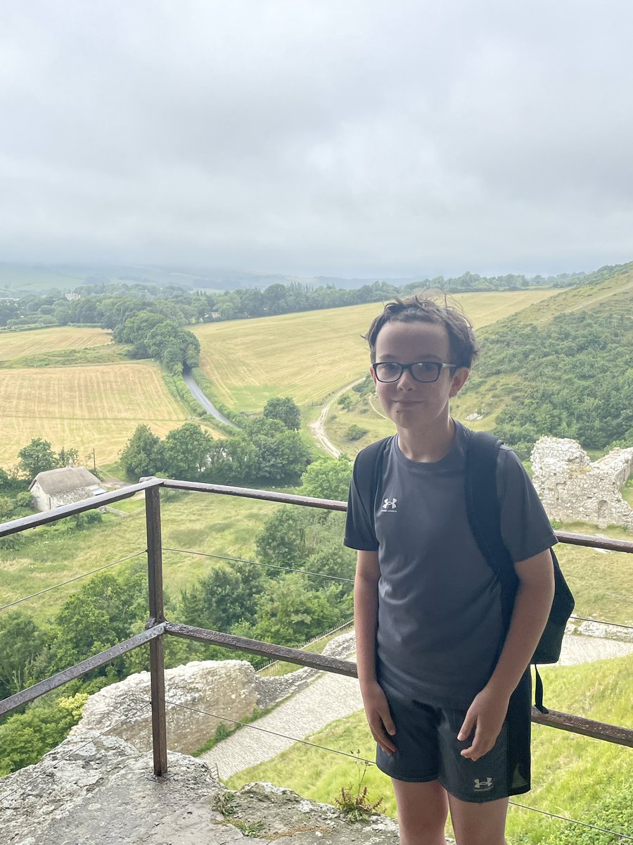 Miss Devlin tweet media