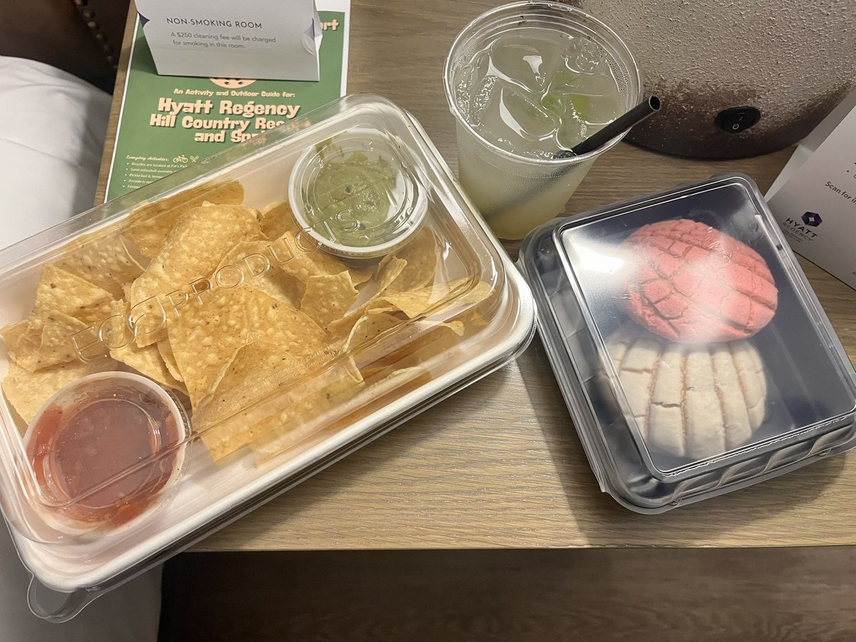 Yall, Carnegie Learning takes care of their attendees! After a great day of learning, I got my favorite snack AND drink! #TNI2025