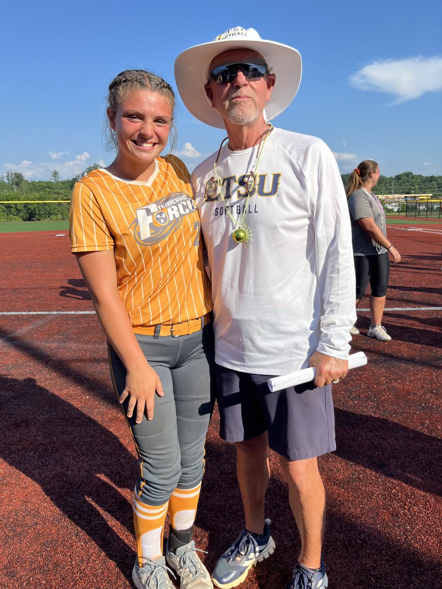 TNForce09's tweet photo. @AddisonfParrott and @LaurenFuss2027 took a drive up 75 after Scenic City to visit @ETSUSoftball and @SOFTBALLWCU in Johnson City.
Thanks coaches @CoachmilliSB
@BillWag85041744 and the rest of the staff for working with them, they had a great time!
#happycampers https://t.co/OJmj5Ra5I4