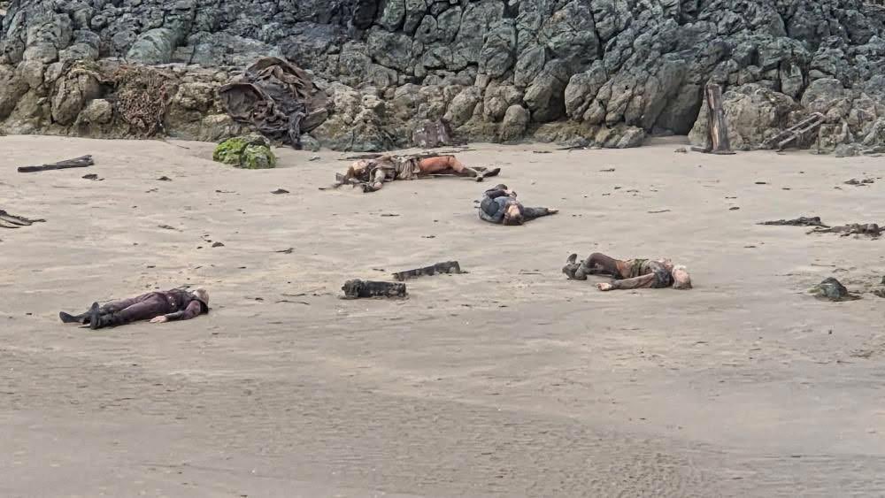 w. media tweet media