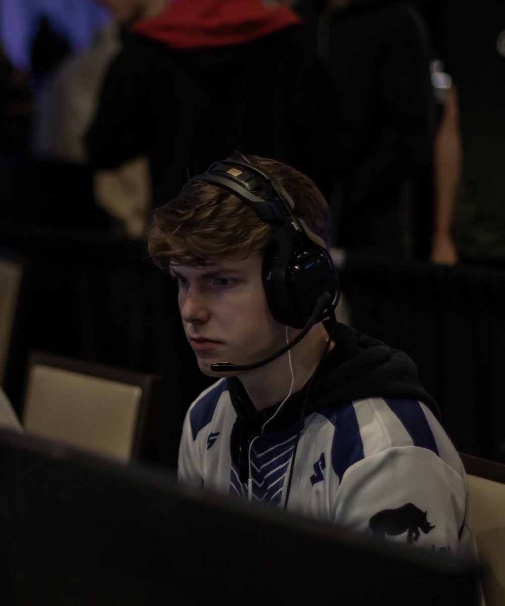 KOI Aroma tweet media