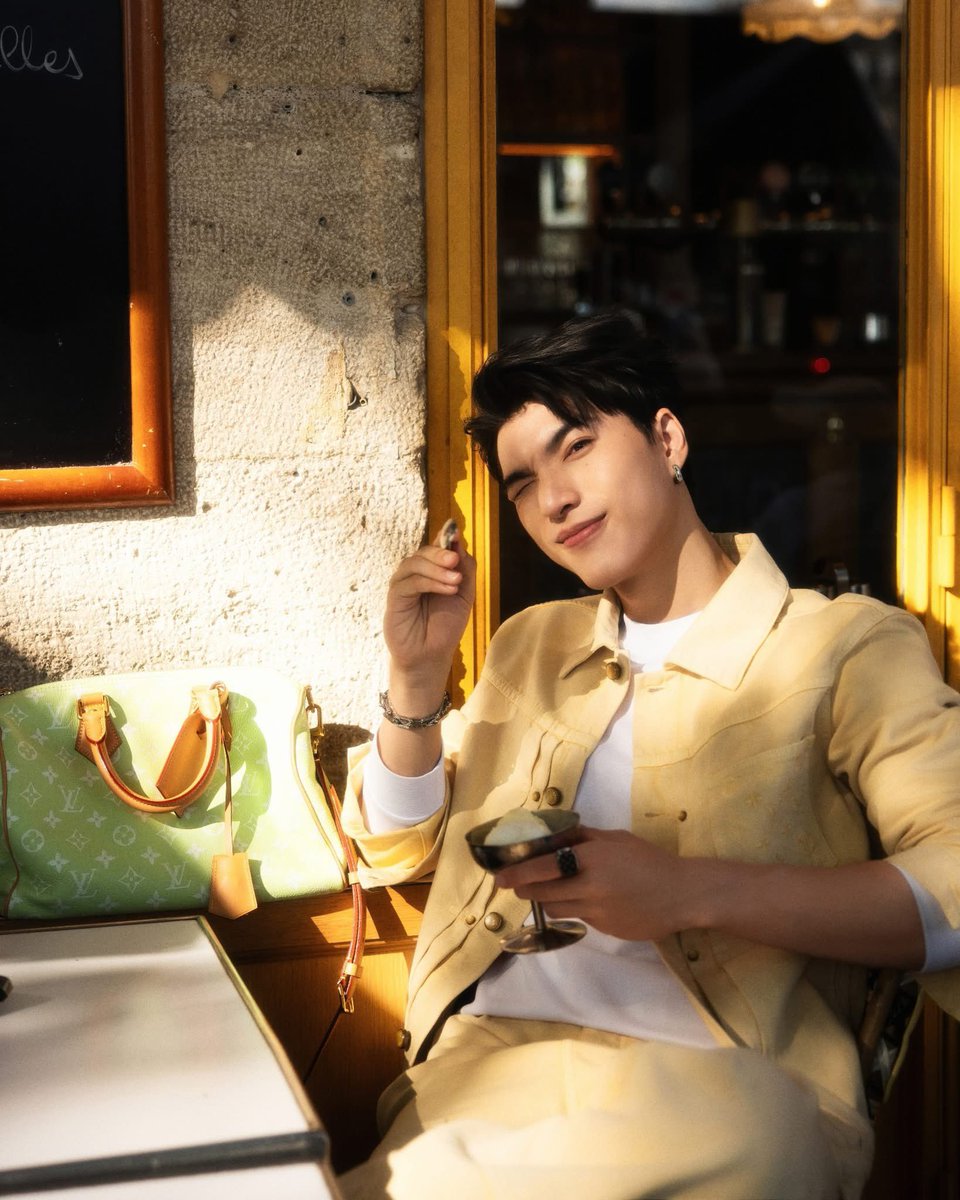 mayy_1329's tweet photo. bạn nhỏ nhà mình là giỏi nhất ❤️ cả nhà tự hào về bạn nhiều lắm ! 

@LouisVuitton 
HIEUTHUHAI in Paris for LVMenSS26
#𝗛𝗜𝗘𝗨𝗧𝗛𝗨𝗛𝗔𝗜𝘅𝗟𝗩𝗠𝗲𝗻𝗦𝗦𝟮𝟲 https://t.co/Cs0NS9rytf