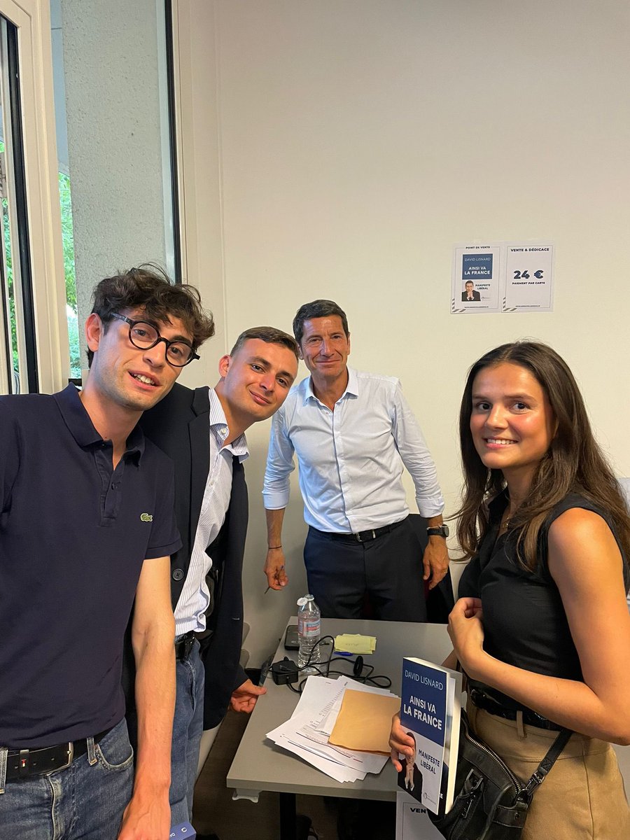 alicetsso's tweet photo. Un grand merci à @davidlisnard 🙏🏼 Des paroles qui font prendre conscience de comment « va la France », ou plutôt de comment elle devrait aller
#NouvelleEnergie #DavidLisnard https://t.co/huYH2leKPu