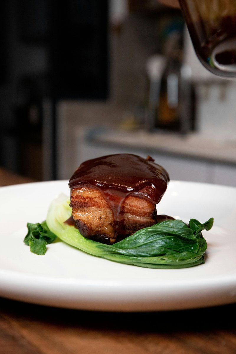 Chefs! Elevate your menus with Barbara's Kitchen award-winning chilli preserves. Perfect for glazes on roasted meats, innovative sauces, or bespoke marinade. How would you incorporate these Dorset gems into your professional dishes? #ChefsOfDorset #ProfessionalKitchen