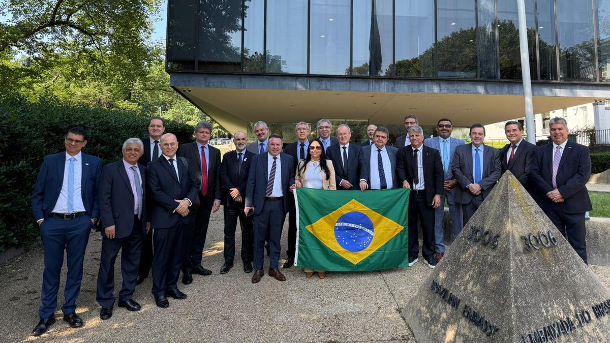 goiascoop's tweet photo. O presidente do Sistema OCB/GO, Luís Alberto Pereira, participa da Jornada dos Presidentes em Washington (EUA). A viagem, organizada pela OCB Nacional, reúne líderes das Organizações Estaduais (OCEs). O objetivo é fortalecer a atuação internacional do cooperativismo brasileiro. https://t.co/0NoXjiMtXF