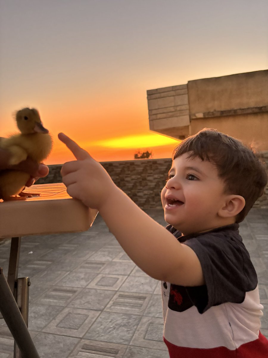7ok2001's tweet photo. فعصوه https://t.co/AKxX5KSuJ9