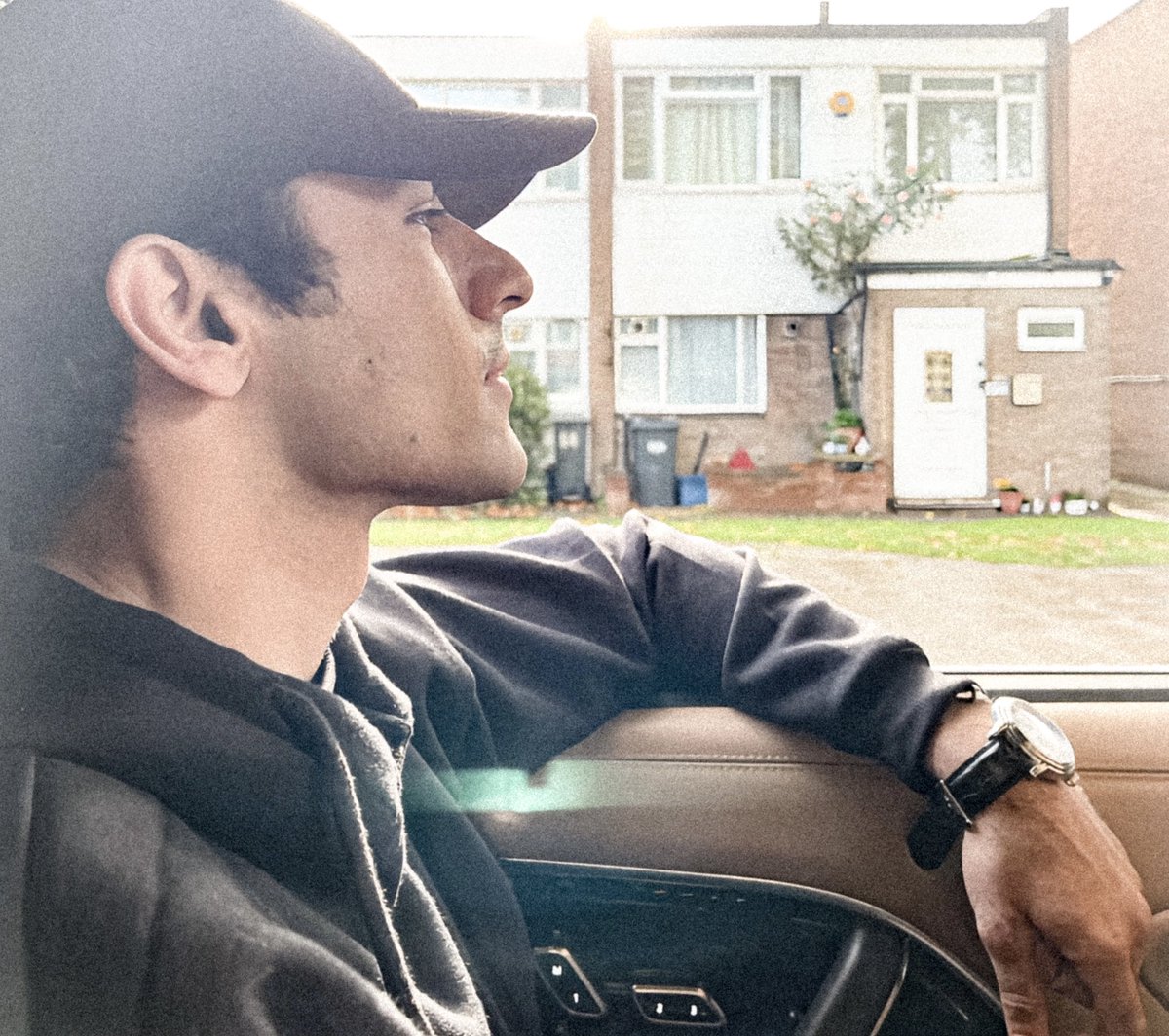 lowkeyzzah's tweet photo. reckless driver duo 🥊 https://t.co/mbETNo70Ur