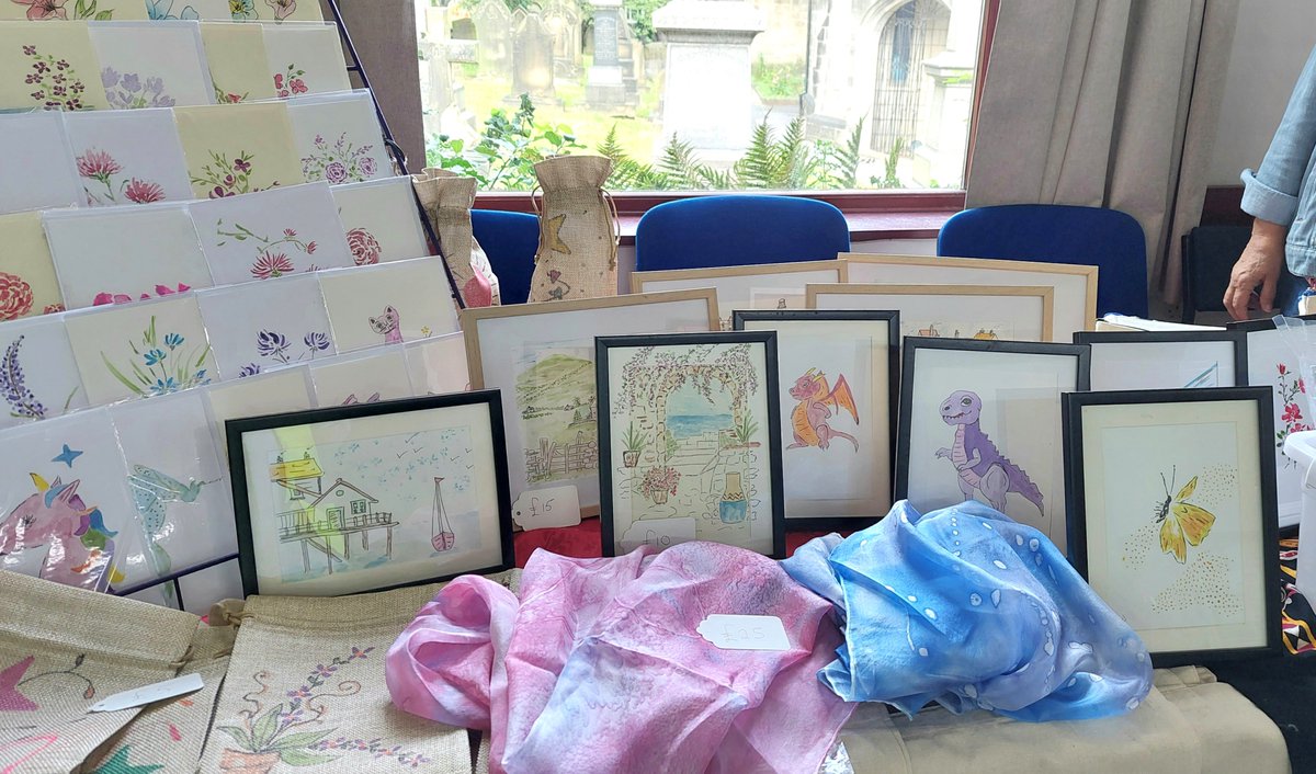 FarsleyMarket's tweet photo. Creative ladies @FarsleyMarket this month include regulars #TrinityCrafts #ClayBakes #PaintPotArt
and guest trader #SewnSweetSewn
Find them inside St John's Hall 9:30-1pm
Sat 28th June #Farsley #LS28 https://t.co/KsIJRzIOcQ