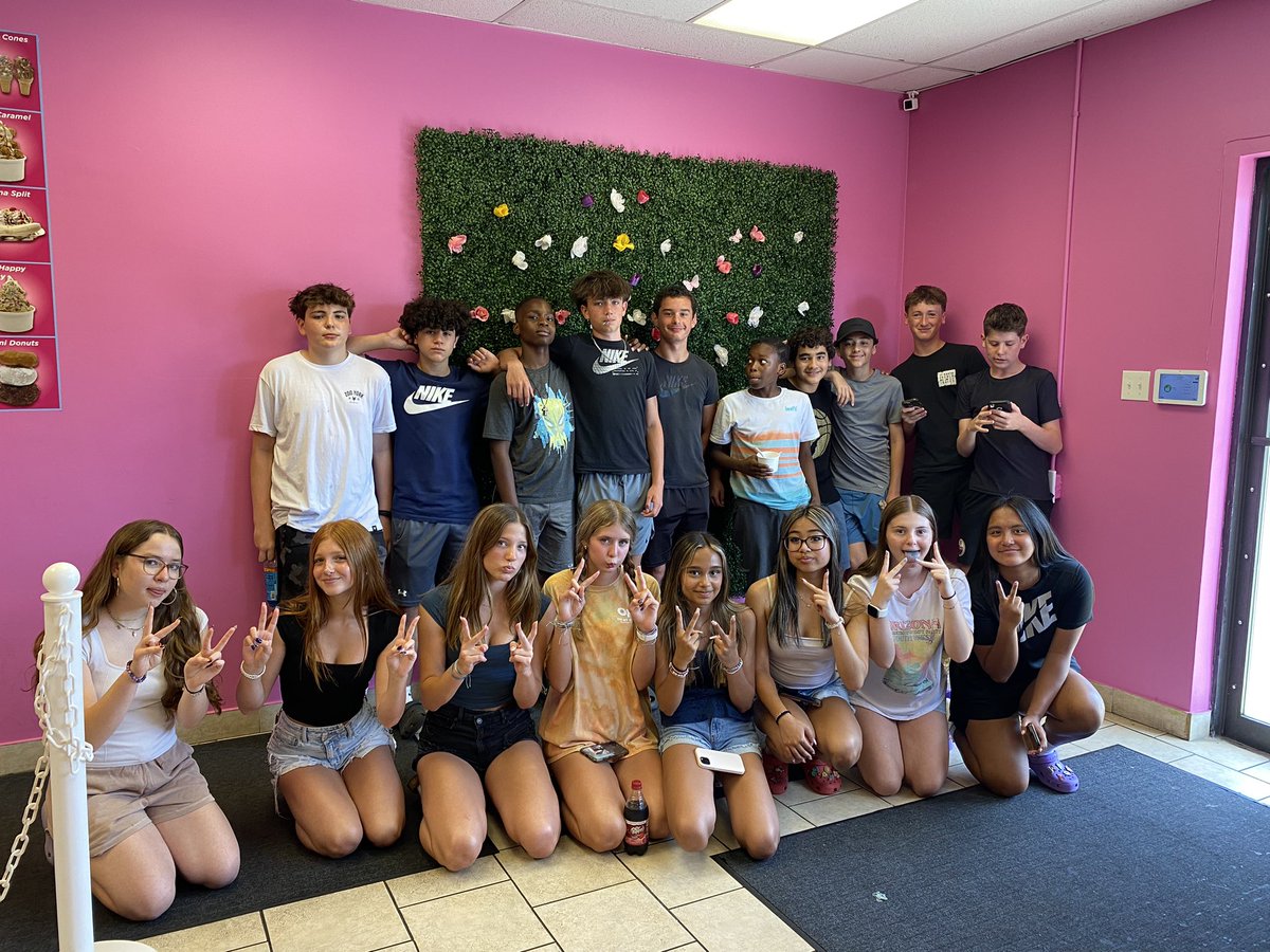 c_mrsd's tweet photo. Great afternoon hitting up @omgicecream with some of our grade 8 class today :) https://t.co/pH8yT1t55U