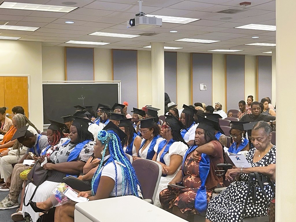 DC Department of Human Services (@dchumanserv) on Twitter photo 🎓Big congrats to the 2025 Peer Case Management Institute Cohort!
In partnership w/ <a href="/HowardU/">Howard University</a>, <a href="/Partnershipdc/">The Community Partnership</a> & <a href="/PathwaysDC/">Pathways DC</a>, we celebrate our 2nd PCMI class—a workforce of peer leaders with lived experience, ready to serve our most vulnerable with compassion & care. 🎓Big congrats to the 2025 Peer Case Management Institute Cohort!
In partnership w/ <a href="/HowardU/">Howard University</a>, <a href="/Partnershipdc/">The Community Partnership</a> & <a href="/PathwaysDC/">Pathways DC</a>, we celebrate our 2nd PCMI class—a workforce of peer leaders with lived experience, ready to serve our most vulnerable with compassion & care.