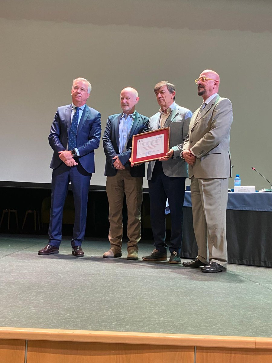 rafael yuste (@yusterafa) on Twitter photo Honored to receive International Trajectory Award from Government of Cantabria <a href="/cantabriaes/">Gobierno Cantabria</a> Honored to receive International Trajectory Award from Government of Cantabria <a href="/cantabriaes/">Gobierno Cantabria</a>