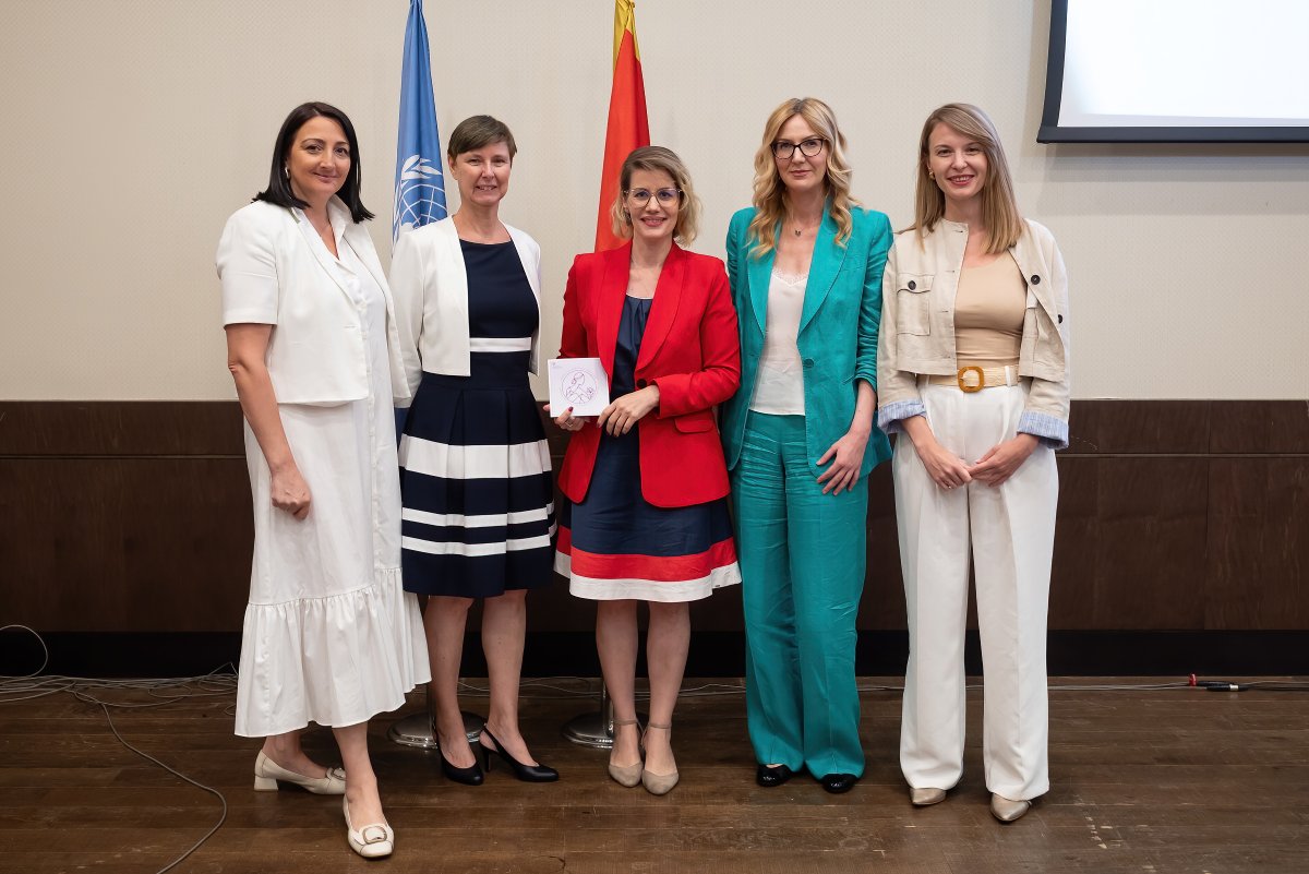 UNDP_Montenegro's tweet image. Today on #WomenInDiplomacyDay, we celebrate the strength & leadership of women shaping diplomacy in 🇲🇪 and beyond.
Together with @MFA_MNE & the Women Diplomats Network, we’re building a space for solidarity, learning & action –all while inspiring future generations! 💪