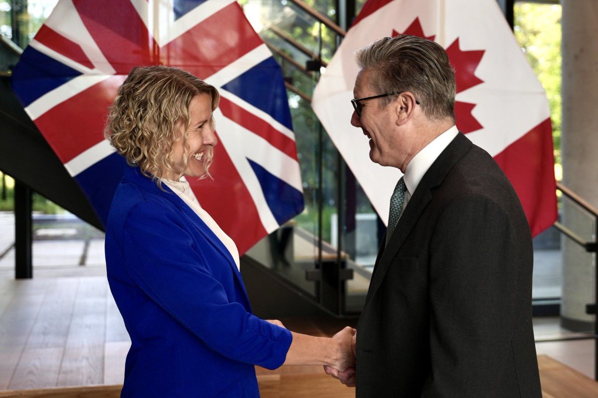 SFUResearch's tweet image. Photonic, a quantum company led by @SFUPhysics associate professor Stephanie Simmons, has announced major plans to establish an R&D facility in the U.K. A big step for secure, scalable quantum tech—and a boost to Canada’s leadership in the field.
sfu.ca/sfunews/storie…