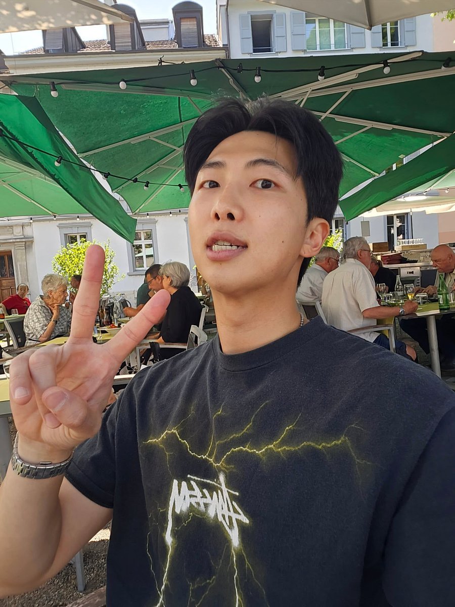 BTS Charts & Updates tweet media