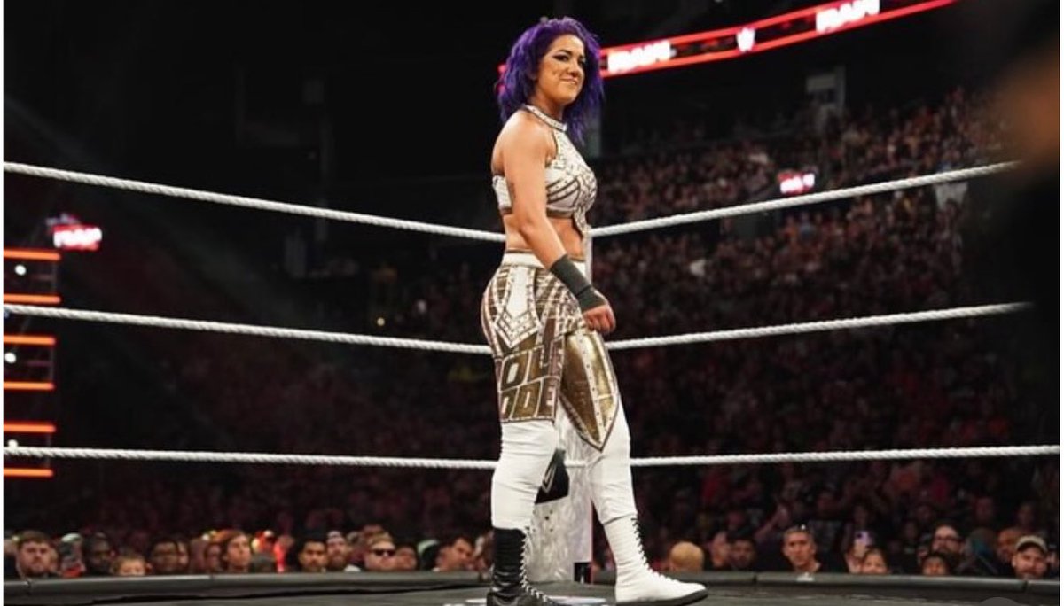 /. Thinking of flipping to her or should I keep Rhea?